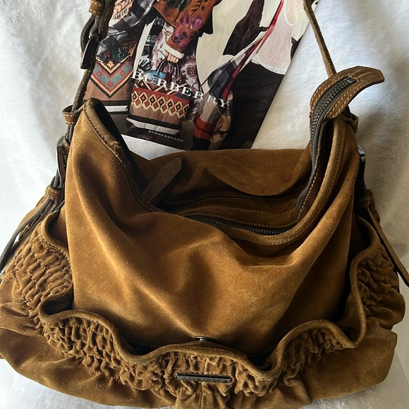 Burberry Authentic Suede Shoulderbag Fire - Picture 1 of 17